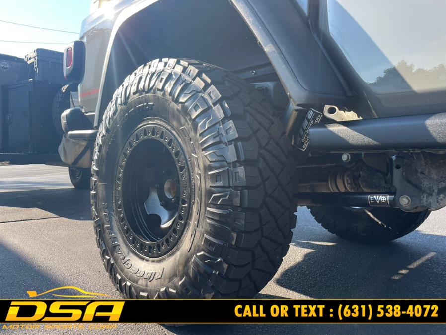 Used Jeep Gladiator Rubicon 4x4 2021 | DSA Motor Sports Corp. Commack, New York Used Jeep Gladiator Rubicon 4x4 2021 | DSA Motor Sports Corp. Commack, New York