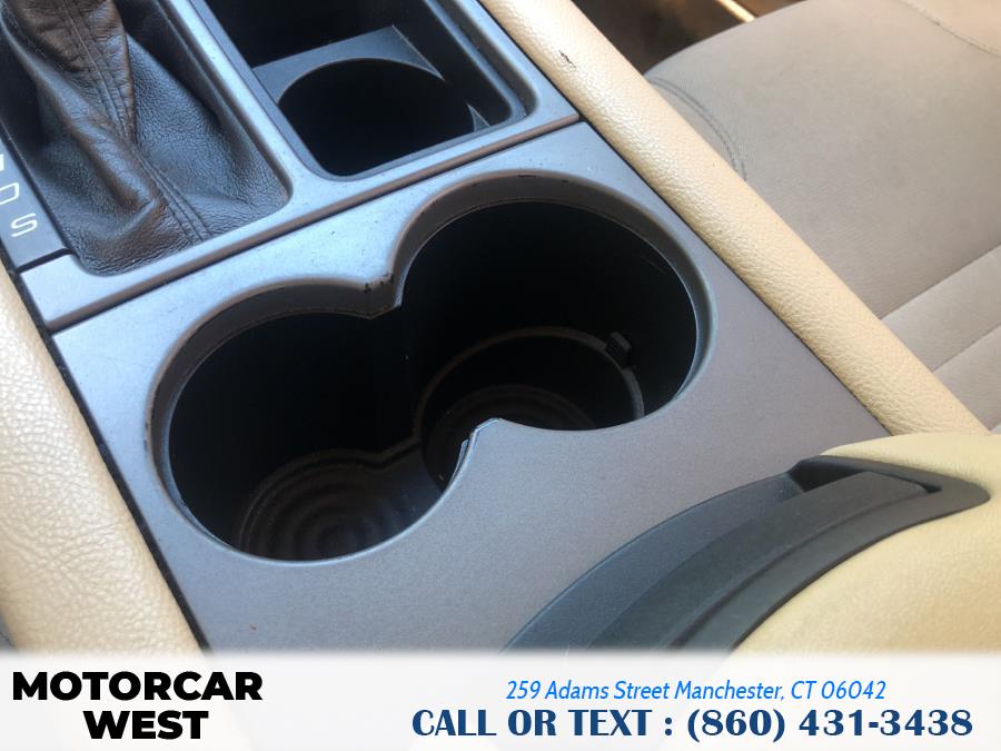 2013 Ford Taurus 4dr Sdn SE FWD, available for sale in Manchester, Connecticut | Motorcar West. Manchester, Connecticut 2013 Ford Taurus 4dr Sdn SE FWD, available for sale in Manchester, Connecticut | Motorcar West. Manchester, Connecticut
