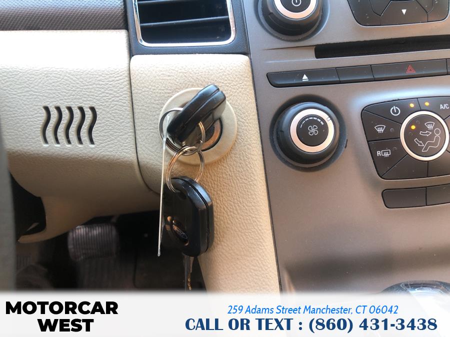 2013 Ford Taurus 4dr Sdn SE FWD, available for sale in Manchester, Connecticut | Motorcar West. Manchester, Connecticut 2013 Ford Taurus 4dr Sdn SE FWD, available for sale in Manchester, Connecticut | Motorcar West. Manchester, Connecticut