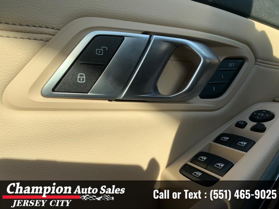 Used BMW 3 Series 330i xDrive Sedan 2019 | Champion Auto Sales of JC. Jersey City, New Jersey Used BMW 3 Series 330i xDrive Sedan 2019 | Champion Auto Sales of JC. Jersey City, New Jersey