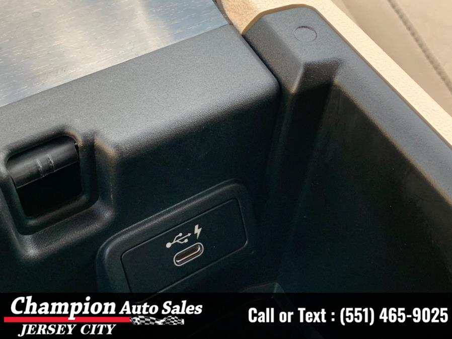 Used BMW 3 Series 330i xDrive Sedan 2019 | Champion Auto Sales of JC. Jersey City, New Jersey Used BMW 3 Series 330i xDrive Sedan 2019 | Champion Auto Sales of JC. Jersey City, New Jersey