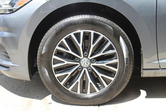 2020 Volkswagen Jetta SE, available for sale in Elmont, New York | NY Luxury Motors. Elmont, New York 2020 Volkswagen Jetta SE, available for sale in Elmont, New York | NY Luxury Motors. Elmont, New York