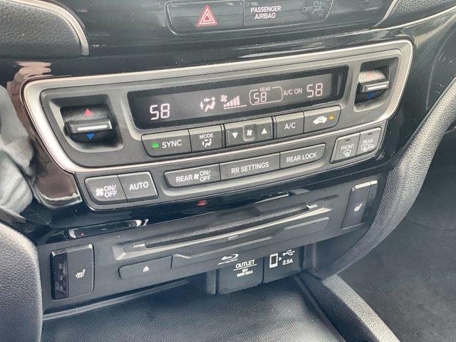 2019 Honda Pilot Touring 7-Passenger, available for sale in Great Neck, New York | Camy Cars. Great Neck, New York 2019 Honda Pilot Touring 7-Passenger, available for sale in Great Neck, New York | Camy Cars. Great Neck, New York