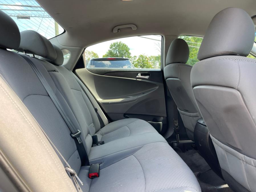 2013 Hyundai Sonata 4dr Sdn 2.4L Auto GLS, available for sale in Merrimack, New Hampshire | Merrimack Autosport. Merrimack, New Hampshire 2013 Hyundai Sonata 4dr Sdn 2.4L Auto GLS, available for sale in Merrimack, New Hampshire | Merrimack Autosport. Merrimack, New Hampshire
