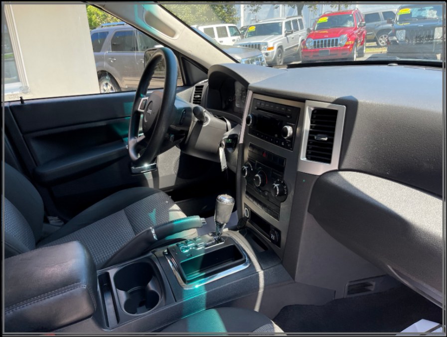 2009 Jeep Grand Cherokee 4WD 4dr Laredo, available for sale in Huntington Station, New York | My Auto Inc.. Huntington Station, New York 2009 Jeep Grand Cherokee 4WD 4dr Laredo, available for sale in Huntington Station, New York | My Auto Inc.. Huntington Station, New York
