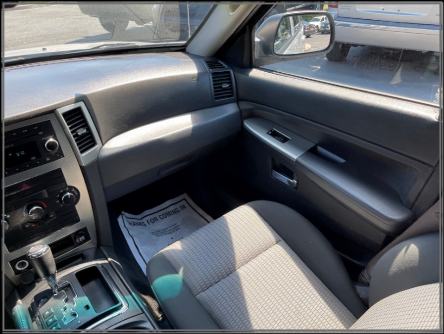 2009 Jeep Grand Cherokee 4WD 4dr Laredo, available for sale in Huntington Station, New York | My Auto Inc.. Huntington Station, New York 2009 Jeep Grand Cherokee 4WD 4dr Laredo, available for sale in Huntington Station, New York | My Auto Inc.. Huntington Station, New York