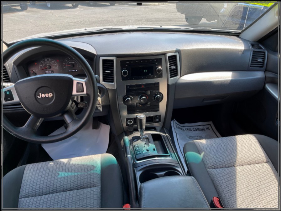 2009 Jeep Grand Cherokee 4WD 4dr Laredo, available for sale in Huntington Station, New York | My Auto Inc.. Huntington Station, New York 2009 Jeep Grand Cherokee 4WD 4dr Laredo, available for sale in Huntington Station, New York | My Auto Inc.. Huntington Station, New York