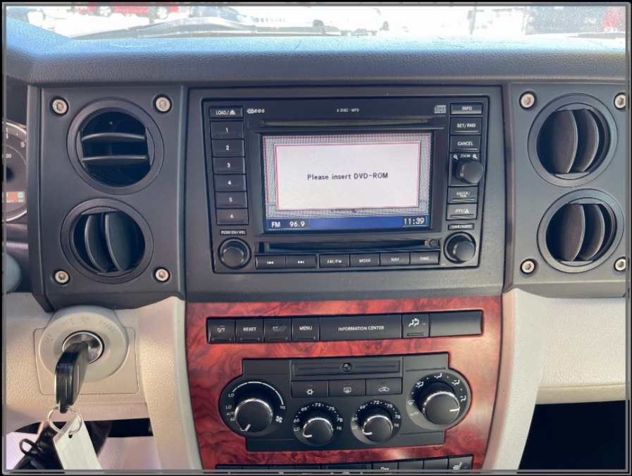2007 Jeep Commander 4WD 4dr Limited, available for sale in Huntington Station, New York | My Auto Inc.. Huntington Station, New York 2007 Jeep Commander 4WD 4dr Limited, available for sale in Huntington Station, New York | My Auto Inc.. Huntington Station, New York