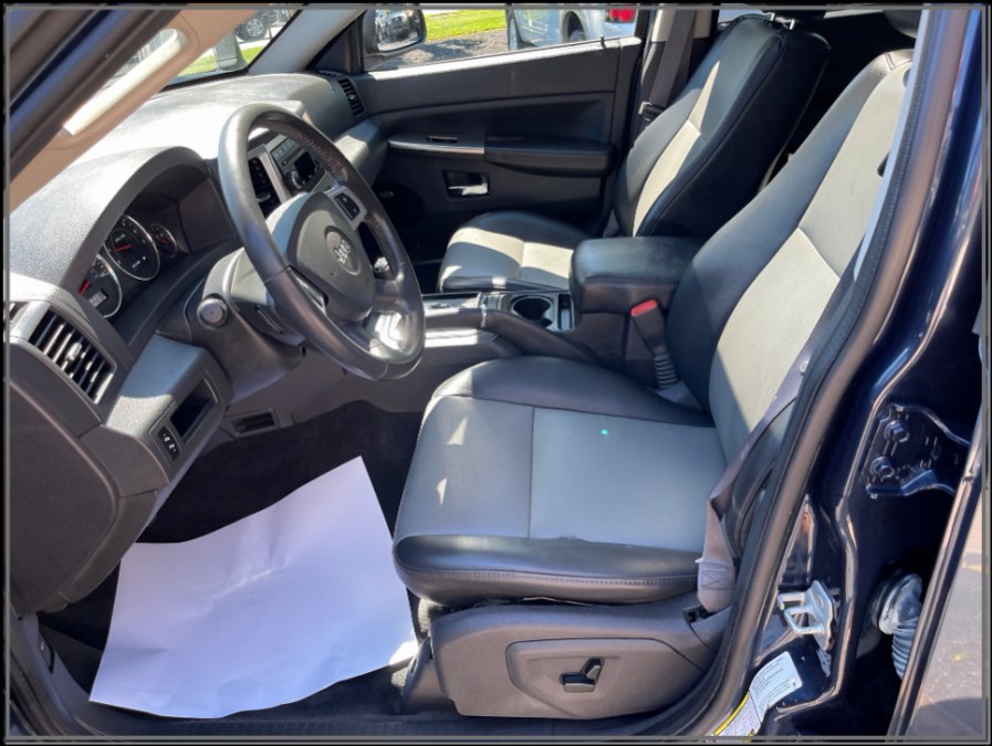 2009 Jeep Grand Cherokee 4WD 4dr Laredo, available for sale in Huntington Station, New York | My Auto Inc.. Huntington Station, New York 2009 Jeep Grand Cherokee 4WD 4dr Laredo, available for sale in Huntington Station, New York | My Auto Inc.. Huntington Station, New York
