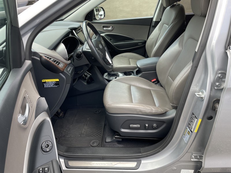 Used Hyundai Santa Fe Limited Ultimate 3.3L Auto AWD 2017 | Union Street Auto Sales. West Springfield, Massachusetts Used Hyundai Santa Fe Limited Ultimate 3.3L Auto AWD 2017 | Union Street Auto Sales. West Springfield, Massachusetts