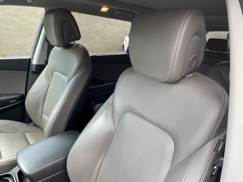 Used Hyundai Santa Fe Limited Ultimate 3.3L Auto AWD 2017 | Union Street Auto Sales. West Springfield, Massachusetts Used Hyundai Santa Fe Limited Ultimate 3.3L Auto AWD 2017 | Union Street Auto Sales. West Springfield, Massachusetts