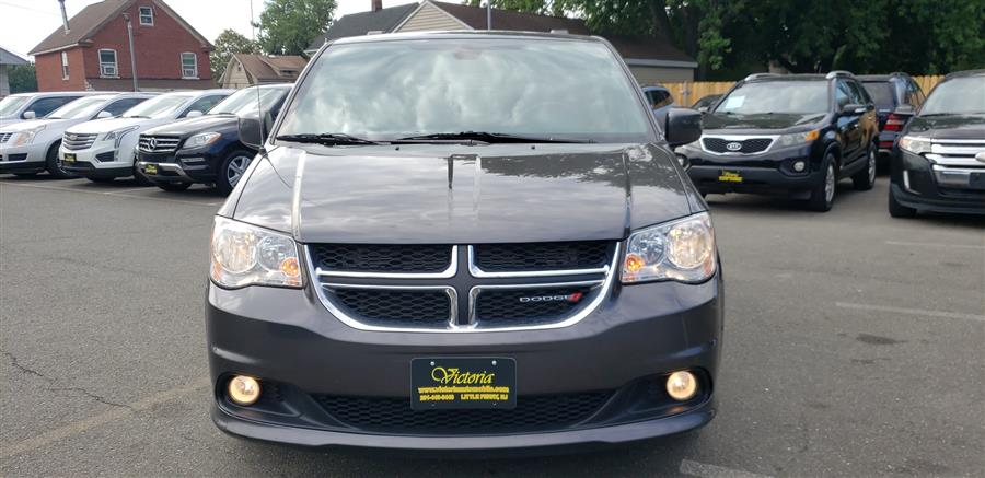 Used Dodge Grand Caravan SXT Wagon 2020 | Victoria Preowned Autos Inc. Little Ferry, New Jersey