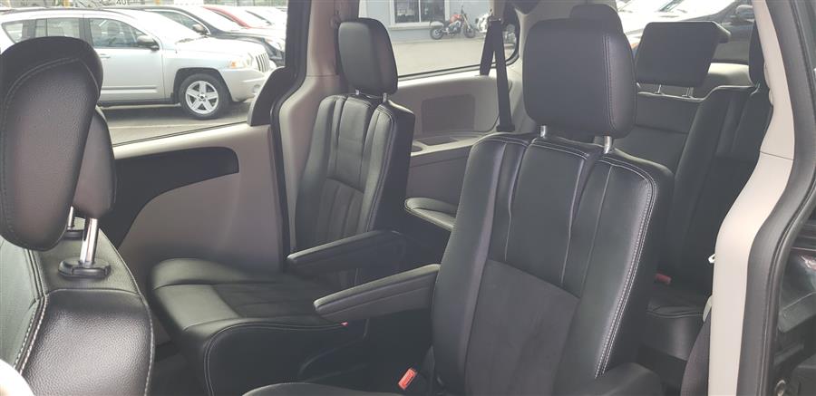 2020 Dodge Grand Caravan SXT Wagon, available for sale in Little Ferry, New Jersey | Victoria Preowned Autos Inc. Little Ferry, New Jersey 2020 Dodge Grand Caravan SXT Wagon, available for sale in Little Ferry, New Jersey | Victoria Preowned Autos Inc. Little Ferry, New Jersey