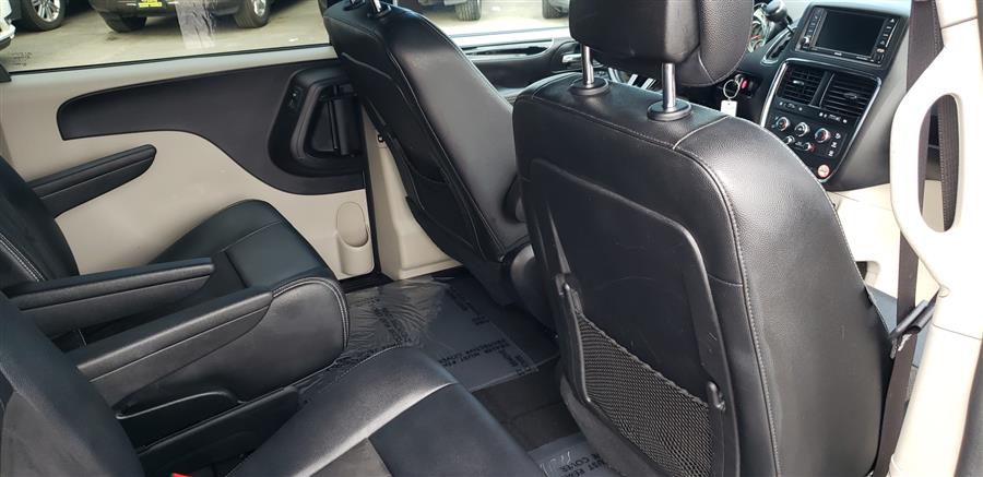 2020 Dodge Grand Caravan SXT Wagon, available for sale in Little Ferry, New Jersey | Victoria Preowned Autos Inc. Little Ferry, New Jersey 2020 Dodge Grand Caravan SXT Wagon, available for sale in Little Ferry, New Jersey | Victoria Preowned Autos Inc. Little Ferry, New Jersey