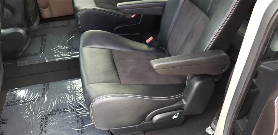 2020 Dodge Grand Caravan SXT Wagon, available for sale in Little Ferry, New Jersey | Victoria Preowned Autos Inc. Little Ferry, New Jersey 2020 Dodge Grand Caravan SXT Wagon, available for sale in Little Ferry, New Jersey | Victoria Preowned Autos Inc. Little Ferry, New Jersey