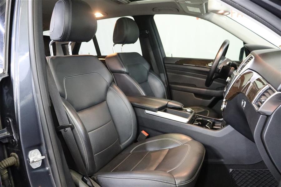 2012 Mercedes-benz Ml 350 4MATIC, available for sale in Paterson, New Jersey | Fast Track Motors. Paterson, New Jersey 2012 Mercedes-benz Ml 350 4MATIC, available for sale in Paterson, New Jersey | Fast Track Motors. Paterson, New Jersey