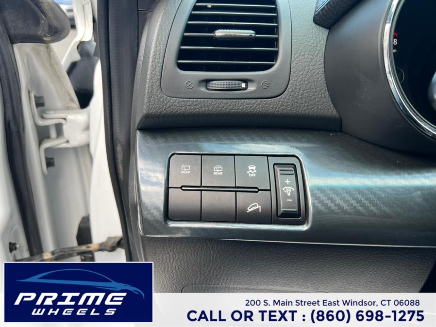 Used Kia Sorento 2WD 4dr V6 SX 2011 | Prime Wheels. East Windsor, Connecticut Used Kia Sorento 2WD 4dr V6 SX 2011 | Prime Wheels. East Windsor, Connecticut