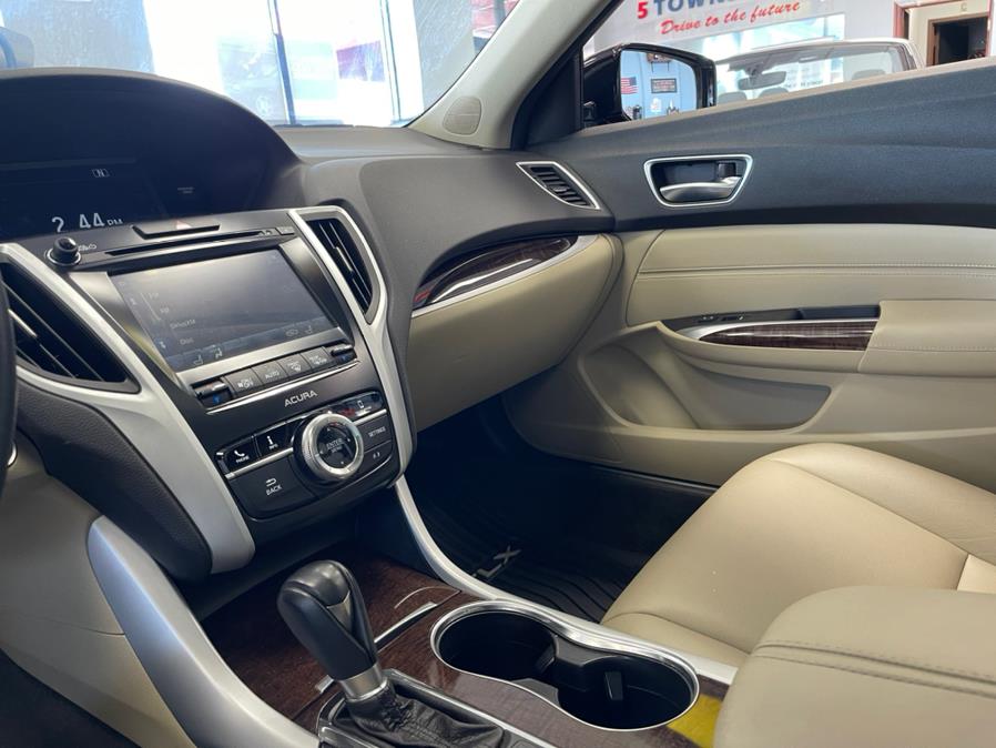2018 Acura TLX 2.4L FWD, available for sale in Inwood, New York | 5 Towns Drive. Inwood, New York 2018 Acura TLX 2.4L FWD, available for sale in Inwood, New York | 5 Towns Drive. Inwood, New York