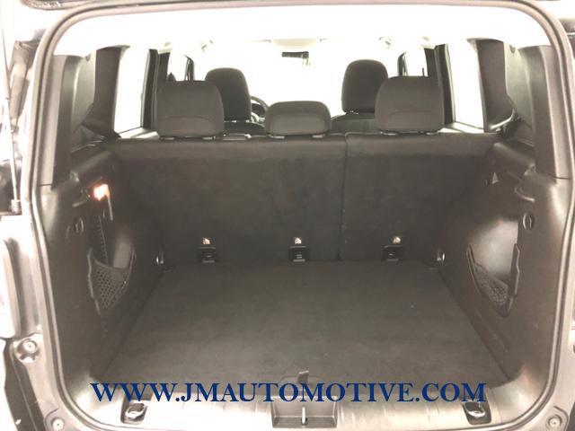 Used Jeep Renegade Latitude 4x4 2018 | J&M Automotive Sls&Svc LLC. Naugatuck, Connecticut Used Jeep Renegade Latitude 4x4 2018 | J&M Automotive Sls&Svc LLC. Naugatuck, Connecticut