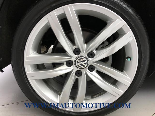 2016 Volkswagen Golf 4dr HB Auto TSI SEL, available for sale in Naugatuck, Connecticut | J&M Automotive Sls&Svc LLC. Naugatuck, Connecticut 2016 Volkswagen Golf 4dr HB Auto TSI SEL, available for sale in Naugatuck, Connecticut | J&M Automotive Sls&Svc LLC. Naugatuck, Connecticut