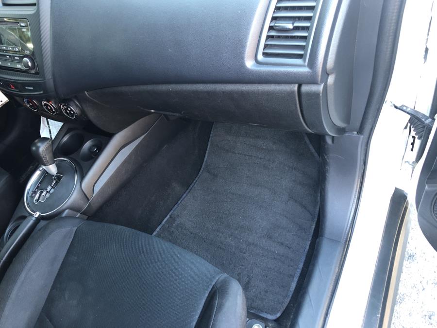 2015 Mitsubishi Outlander Sport FWD 4dr ES, available for sale in Waterbury, Connecticut | National Auto Brokers, Inc.. Waterbury, Connecticut 2015 Mitsubishi Outlander Sport FWD 4dr ES, available for sale in Waterbury, Connecticut | National Auto Brokers, Inc.. Waterbury, Connecticut