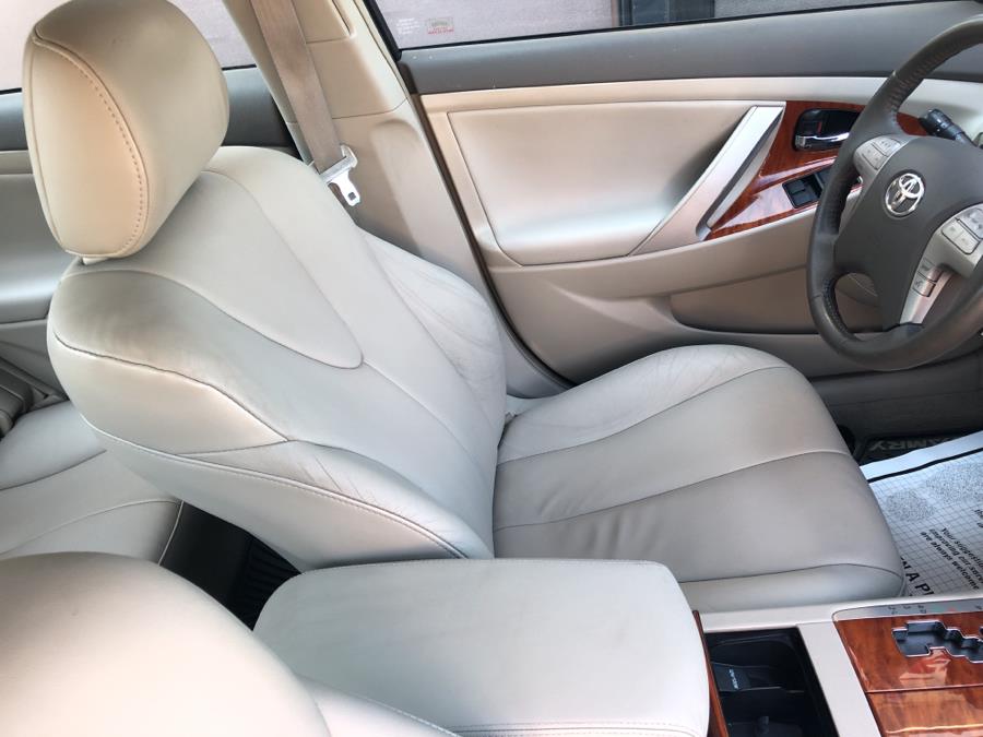 2009 Toyota Camry 4dr Sdn Auto XLE, available for sale in Waterbury, Connecticut | National Auto Brokers, Inc.. Waterbury, Connecticut 2009 Toyota Camry 4dr Sdn Auto XLE, available for sale in Waterbury, Connecticut | National Auto Brokers, Inc.. Waterbury, Connecticut