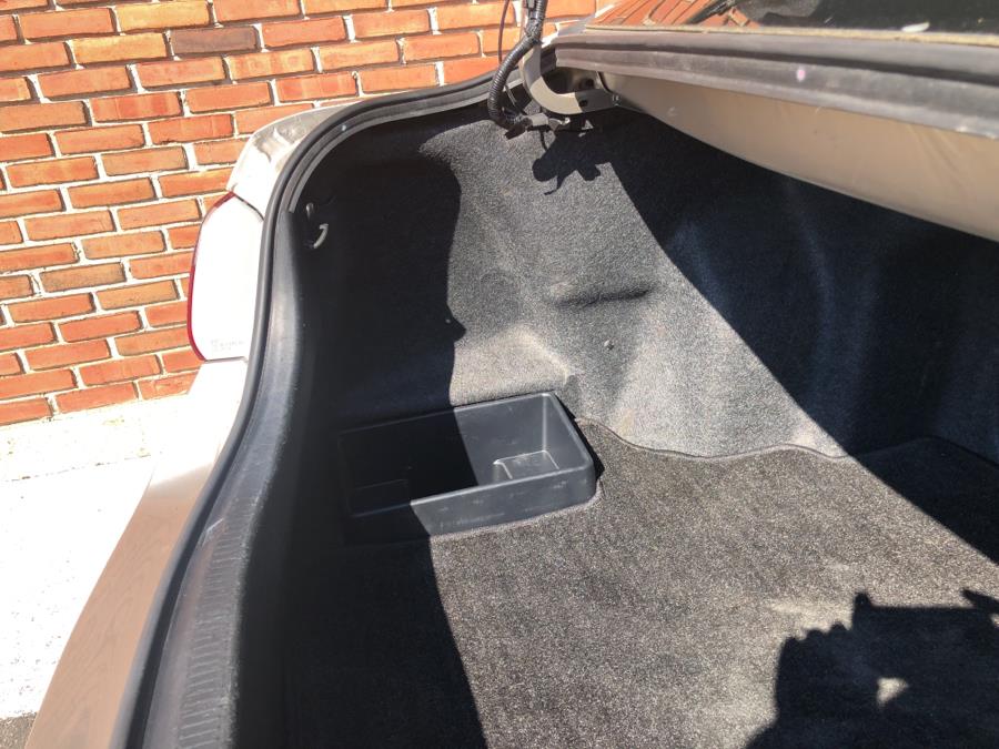 2009 Toyota Camry 4dr Sdn Auto XLE, available for sale in Waterbury, Connecticut | National Auto Brokers, Inc.. Waterbury, Connecticut 2009 Toyota Camry 4dr Sdn Auto XLE, available for sale in Waterbury, Connecticut | National Auto Brokers, Inc.. Waterbury, Connecticut