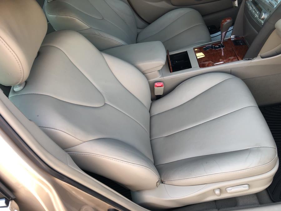 2009 Toyota Camry 4dr Sdn Auto XLE, available for sale in Waterbury, Connecticut | National Auto Brokers, Inc.. Waterbury, Connecticut 2009 Toyota Camry 4dr Sdn Auto XLE, available for sale in Waterbury, Connecticut | National Auto Brokers, Inc.. Waterbury, Connecticut