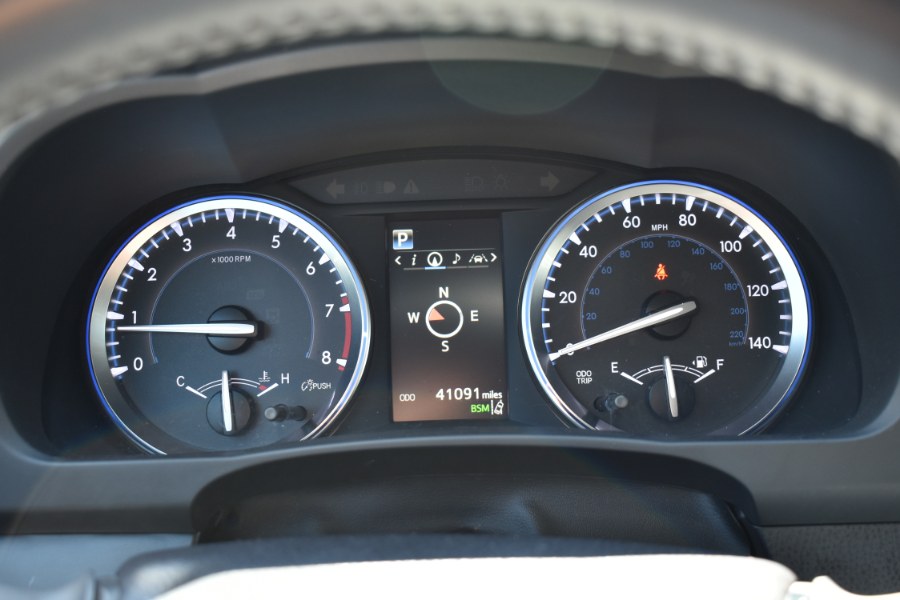 2019 Toyota Highlander XLE V6 AWD, available for sale in Waterbury, Connecticut | Highline Car Connection. Waterbury, Connecticut 2019 Toyota Highlander XLE V6 AWD, available for sale in Waterbury, Connecticut | Highline Car Connection. Waterbury, Connecticut