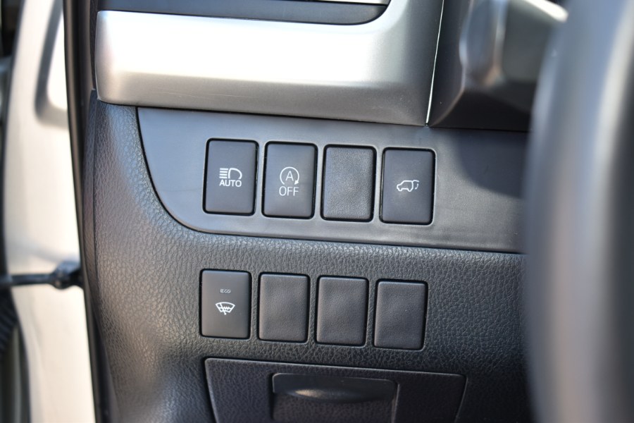 2019 Toyota Highlander XLE V6 AWD, available for sale in Waterbury, Connecticut | Highline Car Connection. Waterbury, Connecticut 2019 Toyota Highlander XLE V6 AWD, available for sale in Waterbury, Connecticut | Highline Car Connection. Waterbury, Connecticut