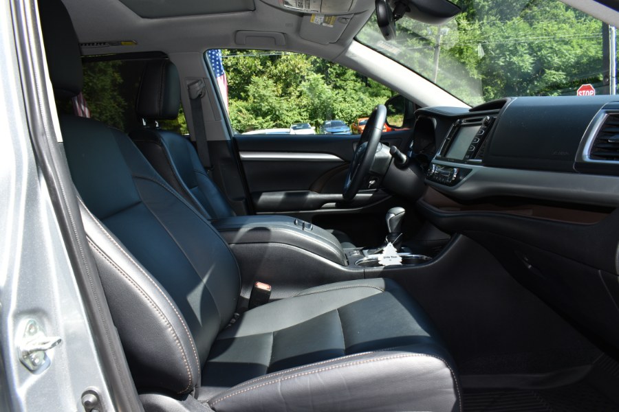 2019 Toyota Highlander XLE V6 AWD, available for sale in Waterbury, Connecticut | Highline Car Connection. Waterbury, Connecticut 2019 Toyota Highlander XLE V6 AWD, available for sale in Waterbury, Connecticut | Highline Car Connection. Waterbury, Connecticut