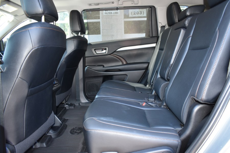 2019 Toyota Highlander XLE V6 AWD, available for sale in Waterbury, Connecticut | Highline Car Connection. Waterbury, Connecticut 2019 Toyota Highlander XLE V6 AWD, available for sale in Waterbury, Connecticut | Highline Car Connection. Waterbury, Connecticut