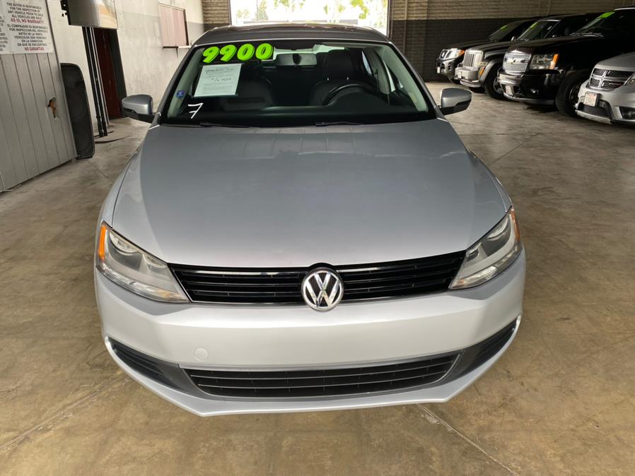 2011 Volkswagen Jetta Sedan 4dr Auto SE w/Convenience & Sunroof PZEV, available for sale in Garden Grove, California | U Save Auto Auction. Garden Grove, California 2011 Volkswagen Jetta Sedan 4dr Auto SE w/Convenience & Sunroof PZEV, available for sale in Garden Grove, California | U Save Auto Auction. Garden Grove, California