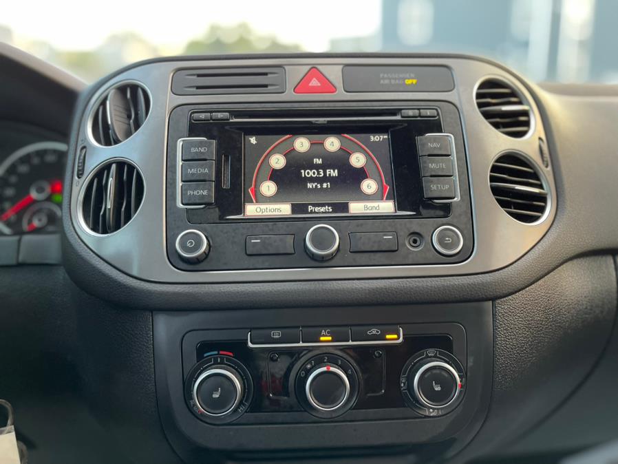 2011 Volkswagen Tiguan 4WD 4dr SE 4Motion wSunroof & Navi, available for sale in Irvington , New Jersey | Auto Haus of Irvington Corp. Irvington , New Jersey 2011 Volkswagen Tiguan 4WD 4dr SE 4Motion wSunroof & Navi, available for sale in Irvington , New Jersey | Auto Haus of Irvington Corp. Irvington , New Jersey