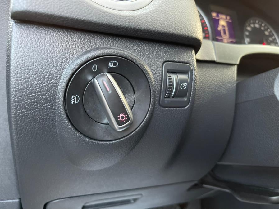 2011 Volkswagen Tiguan 4WD 4dr SE 4Motion wSunroof & Navi, available for sale in Irvington , New Jersey | Auto Haus of Irvington Corp. Irvington , New Jersey 2011 Volkswagen Tiguan 4WD 4dr SE 4Motion wSunroof & Navi, available for sale in Irvington , New Jersey | Auto Haus of Irvington Corp. Irvington , New Jersey