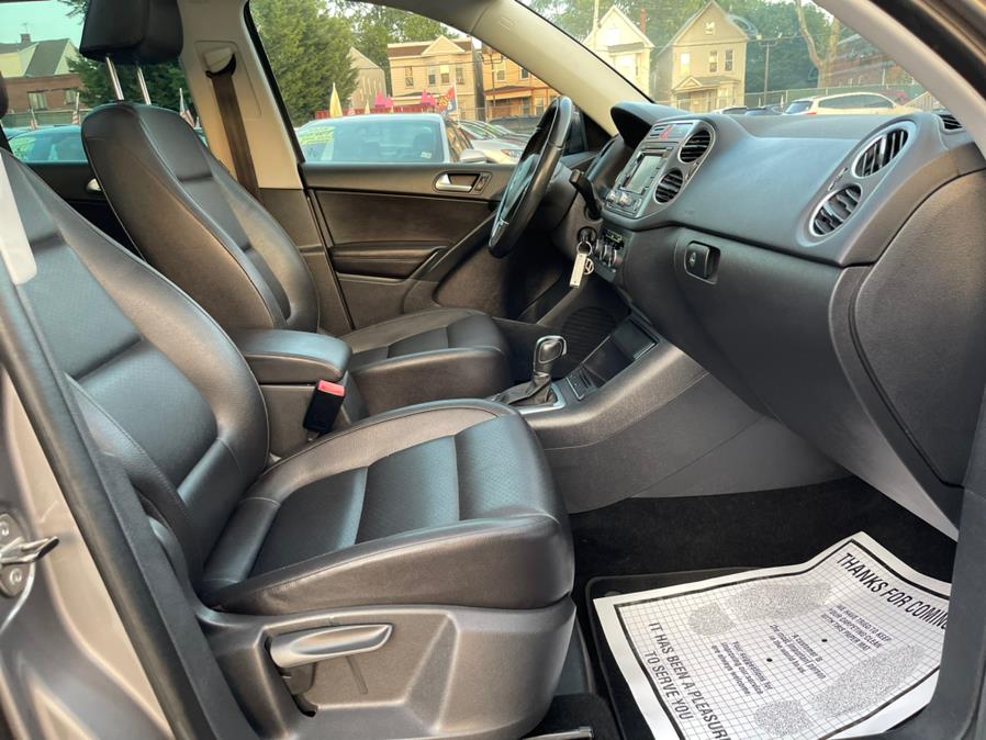 2011 Volkswagen Tiguan 4WD 4dr SE 4Motion wSunroof & Navi, available for sale in Irvington , New Jersey | Auto Haus of Irvington Corp. Irvington , New Jersey 2011 Volkswagen Tiguan 4WD 4dr SE 4Motion wSunroof & Navi, available for sale in Irvington , New Jersey | Auto Haus of Irvington Corp. Irvington , New Jersey