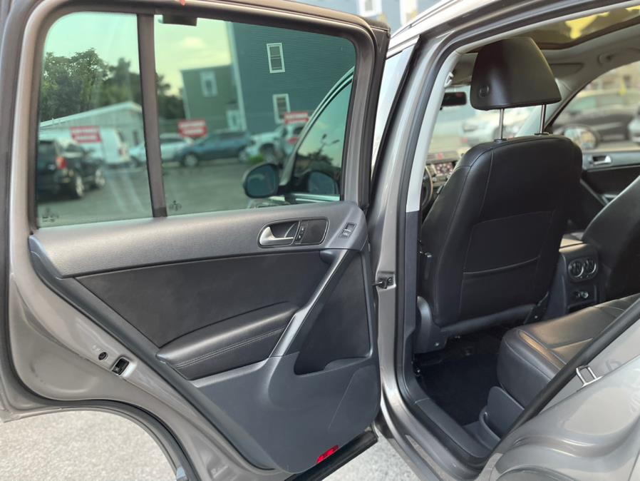 2011 Volkswagen Tiguan 4WD 4dr SE 4Motion wSunroof & Navi, available for sale in Irvington , New Jersey | Auto Haus of Irvington Corp. Irvington , New Jersey 2011 Volkswagen Tiguan 4WD 4dr SE 4Motion wSunroof & Navi, available for sale in Irvington , New Jersey | Auto Haus of Irvington Corp. Irvington , New Jersey