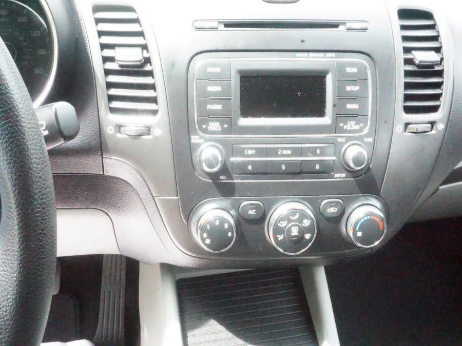 2015 Kia Forte 4dr Sdn Auto LX, available for sale in New Britain, Connecticut | Supreme Automotive. New Britain, Connecticut 2015 Kia Forte 4dr Sdn Auto LX, available for sale in New Britain, Connecticut | Supreme Automotive. New Britain, Connecticut