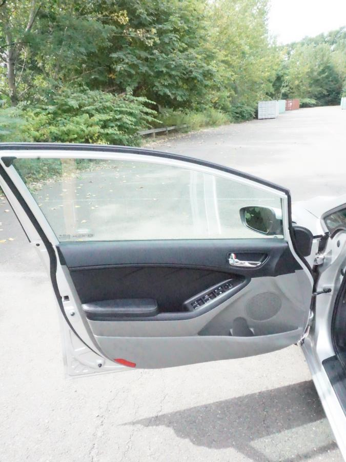 2015 Kia Forte 4dr Sdn Auto LX, available for sale in New Britain, Connecticut | Supreme Automotive. New Britain, Connecticut 2015 Kia Forte 4dr Sdn Auto LX, available for sale in New Britain, Connecticut | Supreme Automotive. New Britain, Connecticut