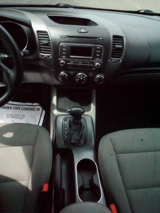 2015 Kia Forte 4dr Sdn Auto LX, available for sale in New Britain, Connecticut | Supreme Automotive. New Britain, Connecticut 2015 Kia Forte 4dr Sdn Auto LX, available for sale in New Britain, Connecticut | Supreme Automotive. New Britain, Connecticut