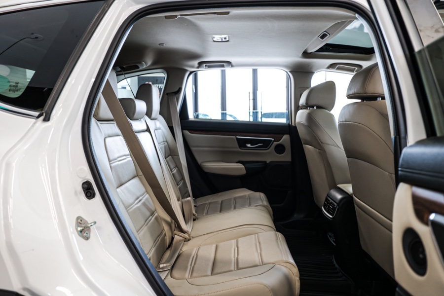 Used Honda CR-V Touring AWD 2019 | 26 Motors Long Island. ELMONT, New York Used Honda CR-V Touring AWD 2019 | 26 Motors Long Island. ELMONT, New York