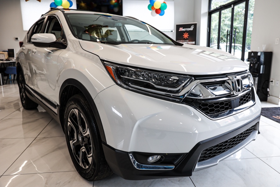 Used Honda CR-V Touring AWD 2019 | 26 Motors Long Island. ELMONT, New York Used Honda CR-V Touring AWD 2019 | 26 Motors Long Island. ELMONT, New York
