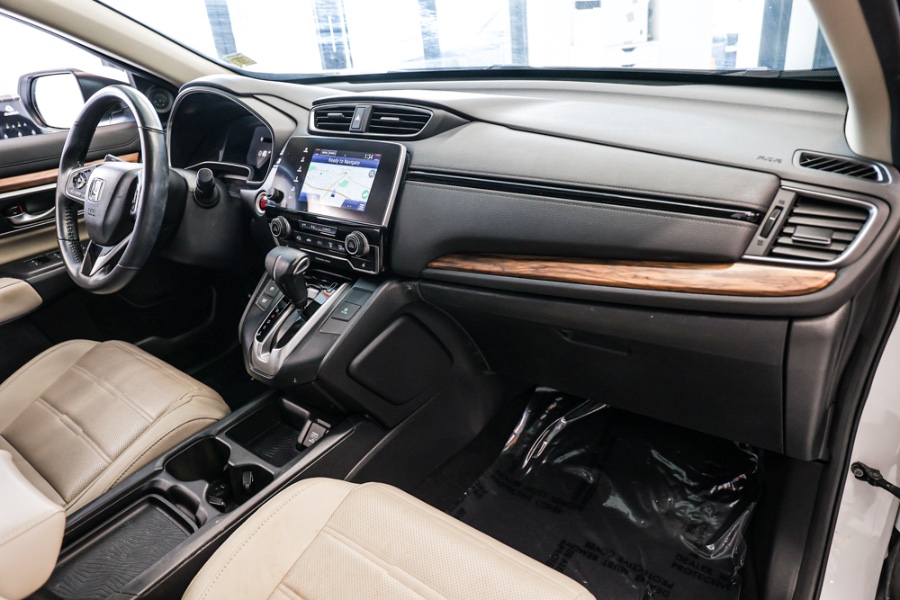 Used Honda CR-V Touring AWD 2019 | 26 Motors Long Island. ELMONT, New York Used Honda CR-V Touring AWD 2019 | 26 Motors Long Island. ELMONT, New York