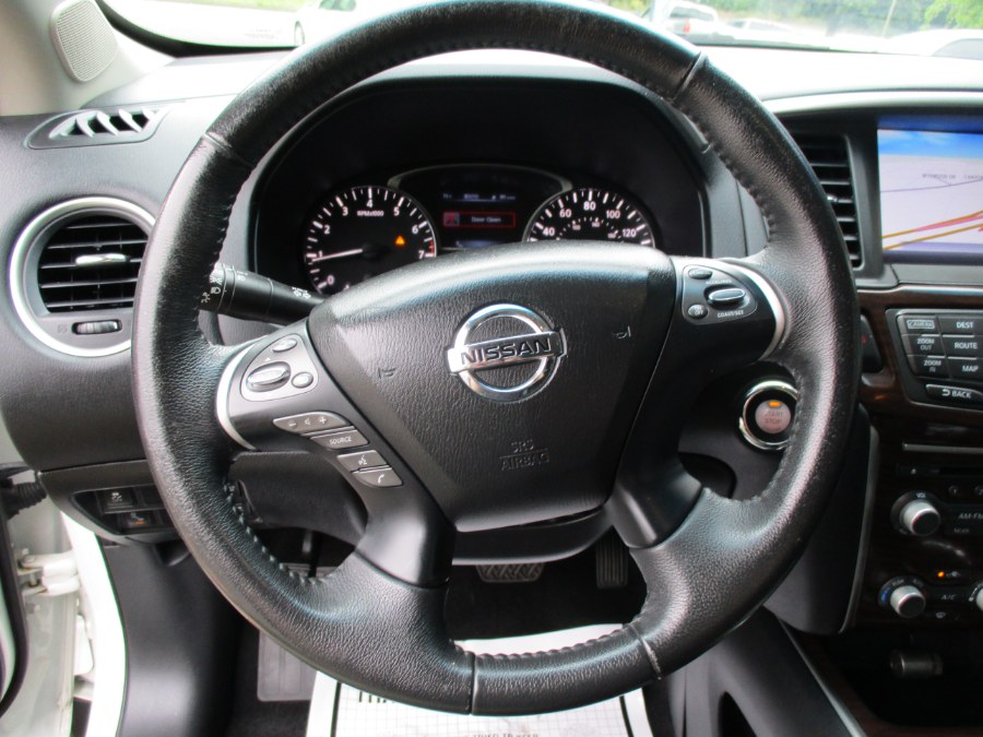 Used Nissan Pathfinder 4WD 4dr SV 2015 | Cos Central Auto. Meriden, Connecticut Used Nissan Pathfinder 4WD 4dr SV 2015 | Cos Central Auto. Meriden, Connecticut