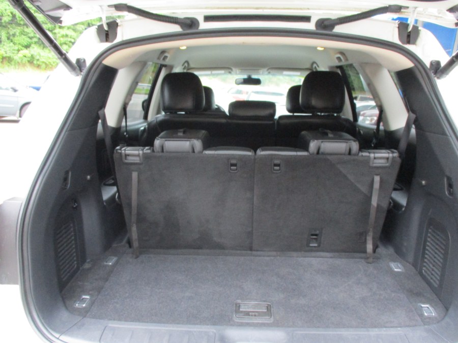 Used Nissan Pathfinder 4WD 4dr SV 2015 | Cos Central Auto. Meriden, Connecticut Used Nissan Pathfinder 4WD 4dr SV 2015 | Cos Central Auto. Meriden, Connecticut