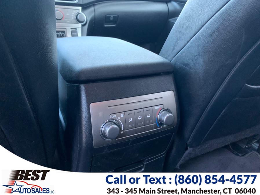 Used Toyota Highlander 4WD 4dr V6 SE (Natl) 2013 | Best Auto Sales LLC. Manchester, Connecticut Used Toyota Highlander 4WD 4dr V6 SE (Natl) 2013 | Best Auto Sales LLC. Manchester, Connecticut
