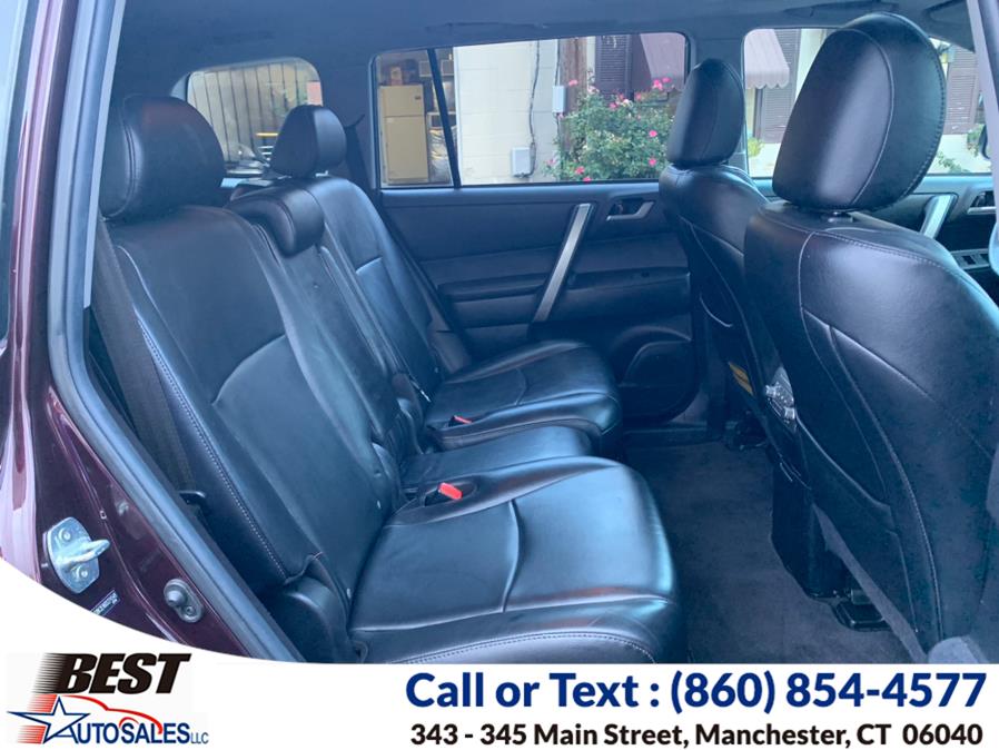 Used Toyota Highlander 4WD 4dr V6 SE (Natl) 2013 | Best Auto Sales LLC. Manchester, Connecticut Used Toyota Highlander 4WD 4dr V6 SE (Natl) 2013 | Best Auto Sales LLC. Manchester, Connecticut