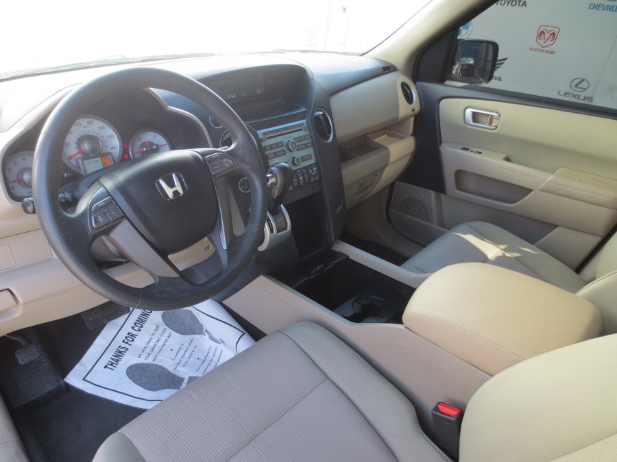 2010 Honda Pilot 4WD 4dr EX, available for sale in Santa Ana, California | Auto Max Of Santa Ana. Santa Ana, California 2010 Honda Pilot 4WD 4dr EX, available for sale in Santa Ana, California | Auto Max Of Santa Ana. Santa Ana, California