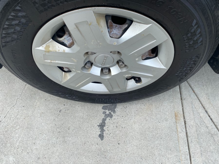 2012 Dodge Journey FWD 4dr American Value Pkg, available for sale in Middle Village, New York | Middle Village Motors . Middle Village, New York 2012 Dodge Journey FWD 4dr American Value Pkg, available for sale in Middle Village, New York | Middle Village Motors . Middle Village, New York