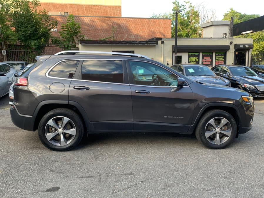 2019 Jeep Cherokee Limited 4x4, available for sale in Newark , New Jersey | Champion Used Auto Sales 2. Newark , New Jersey 2019 Jeep Cherokee Limited 4x4, available for sale in Newark , New Jersey | Champion Used Auto Sales 2. Newark , New Jersey